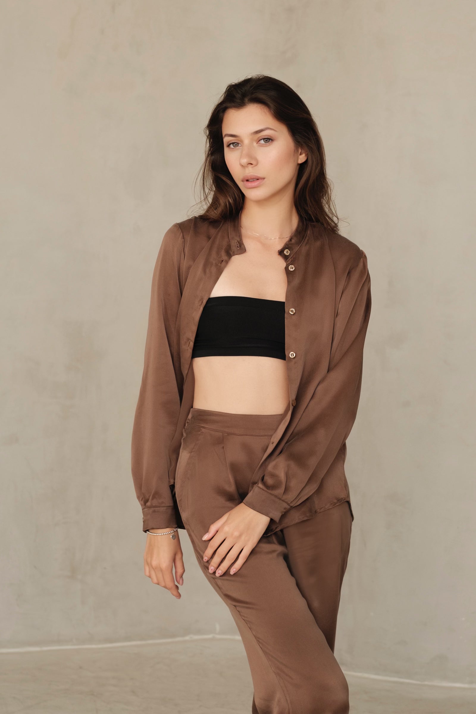 AJISAI BROWN SHIRT