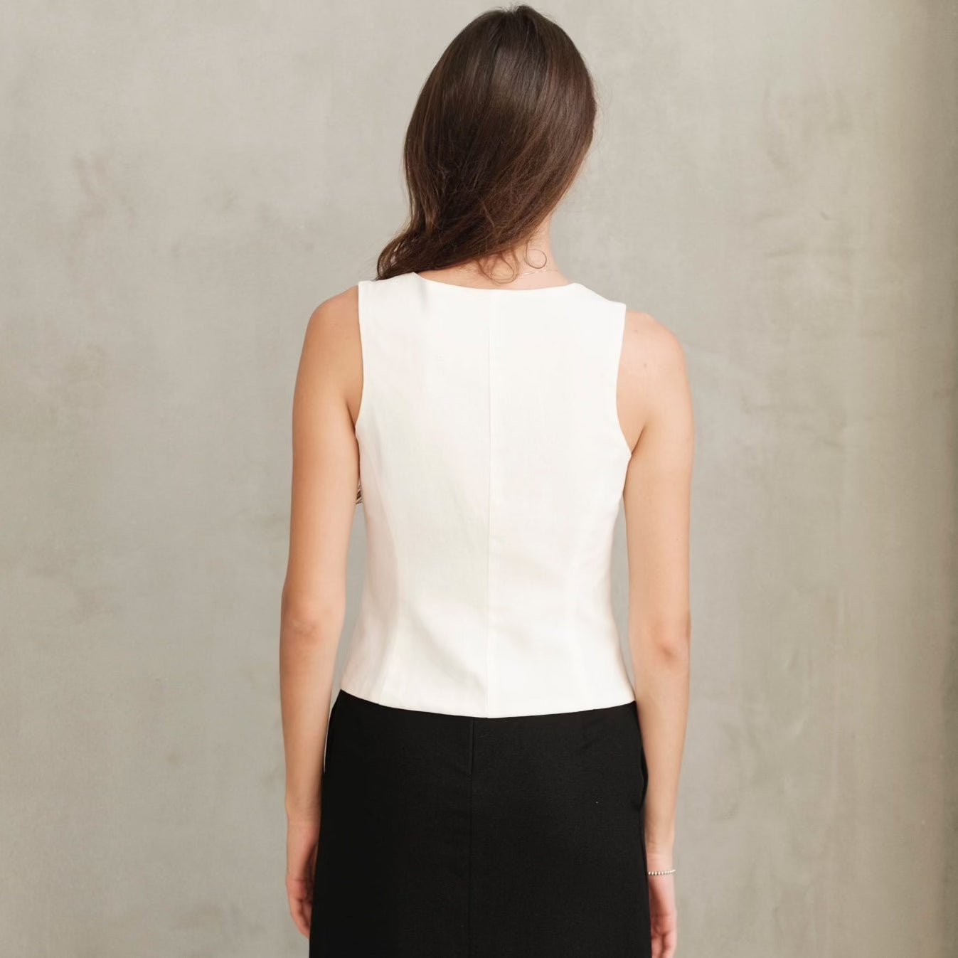 ARAVINDA WHITE VEST